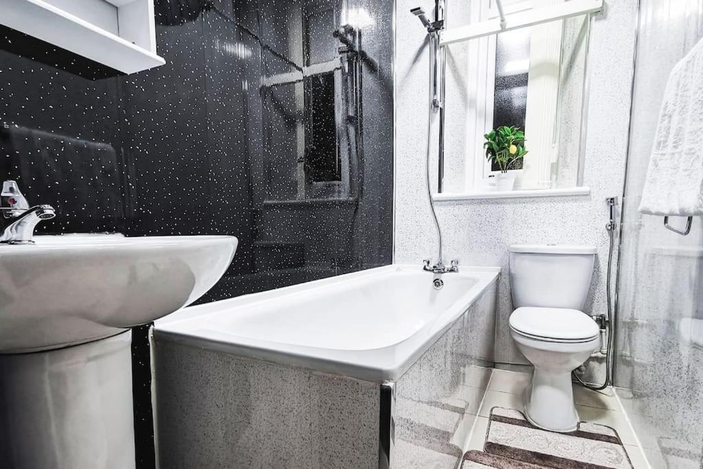 Glasgow Southside: Cosy 2 Bedroom Apartment Dış mekan fotoğraf