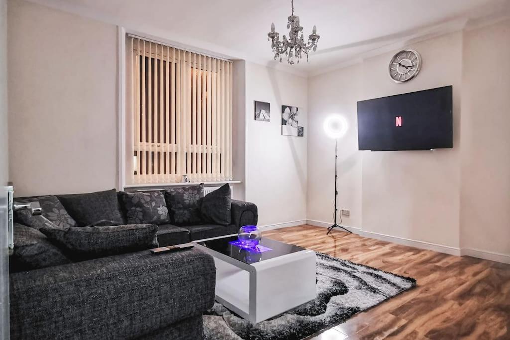 Glasgow Southside: Cosy 2 Bedroom Apartment Dış mekan fotoğraf
