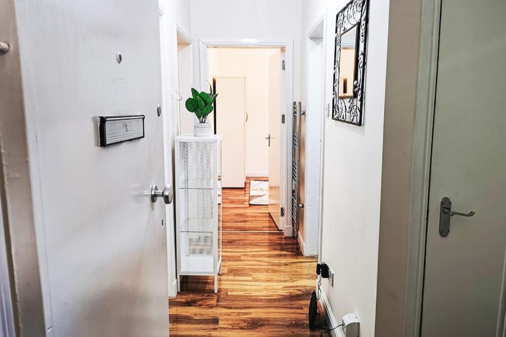 Glasgow Southside: Cosy 2 Bedroom Apartment Dış mekan fotoğraf